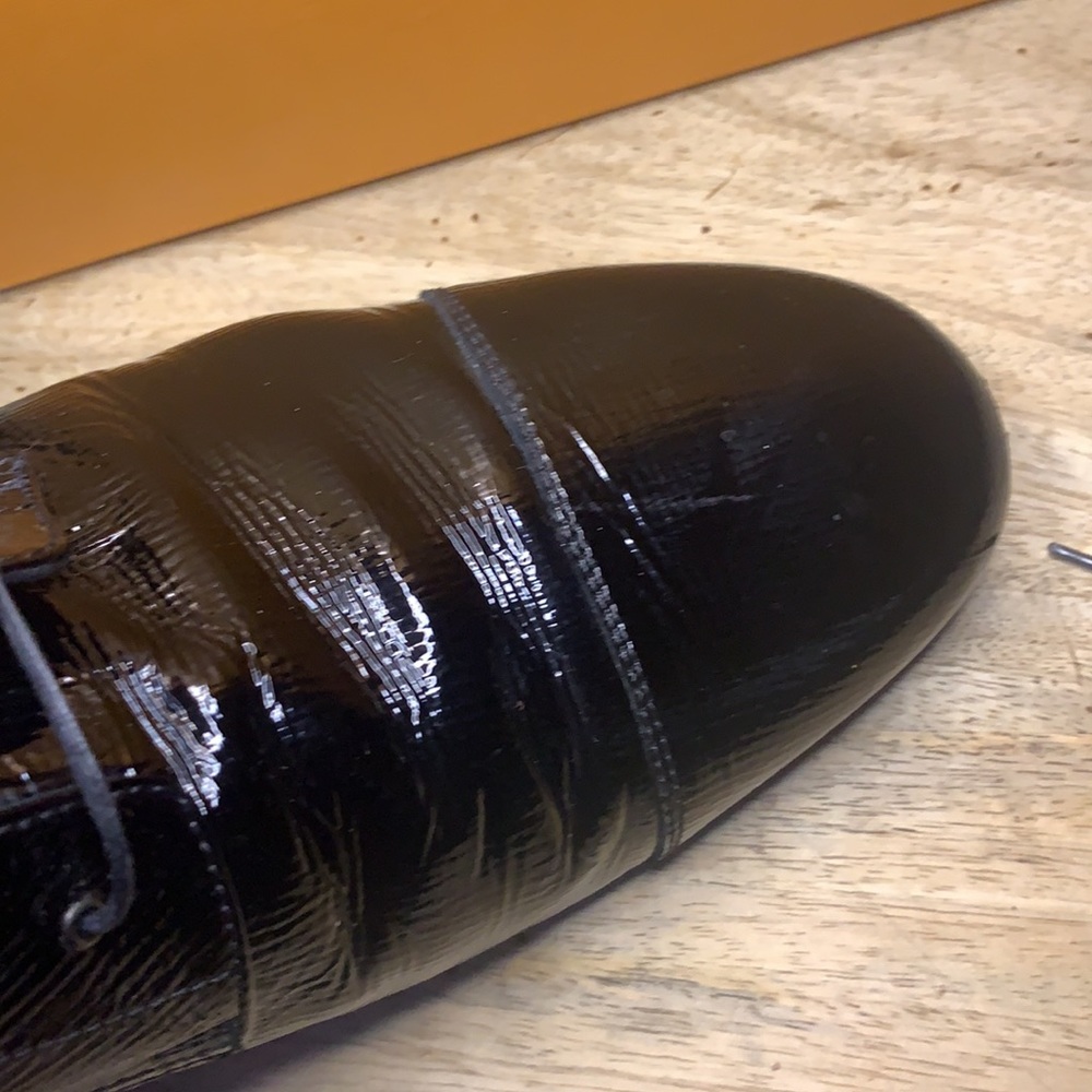 LOUIS VUITTON Patent Leather Laced Boots Dress shoes - size 8 1/2 - Picture 12 of 12